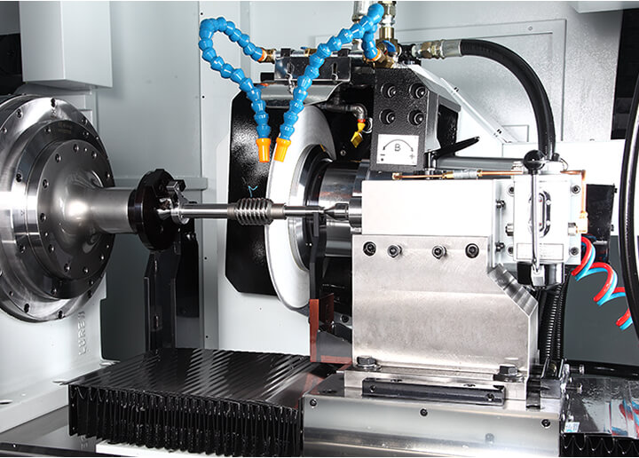 Advanced equipment for worm machining